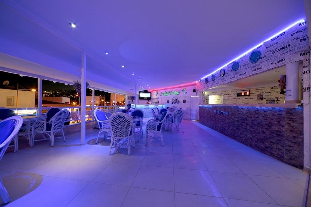 Sky Nova Hotel & Suites Bodrum Eksteriør billede